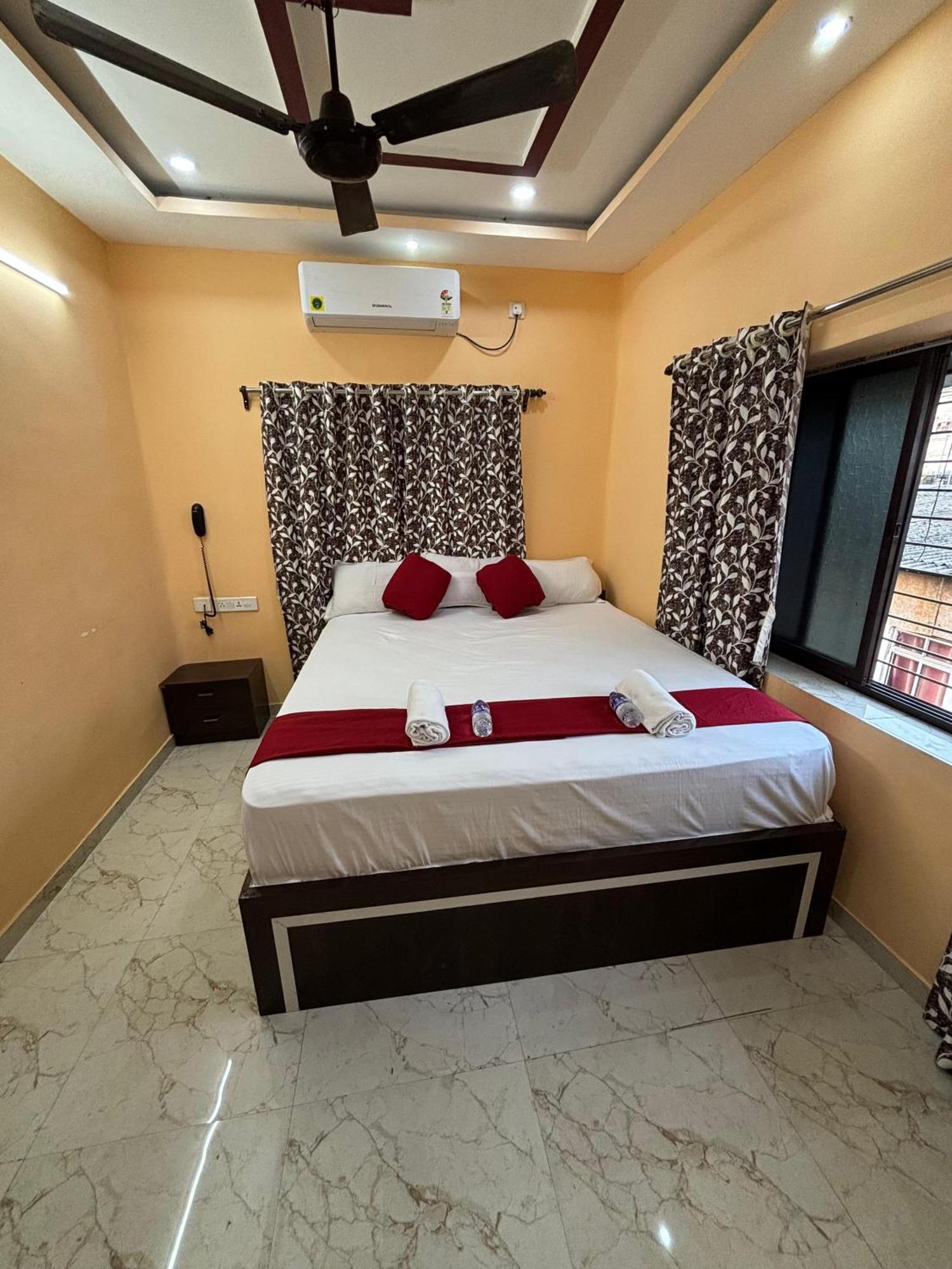 Hotel O Marquis Guest House Kalkutta Kültér fotó